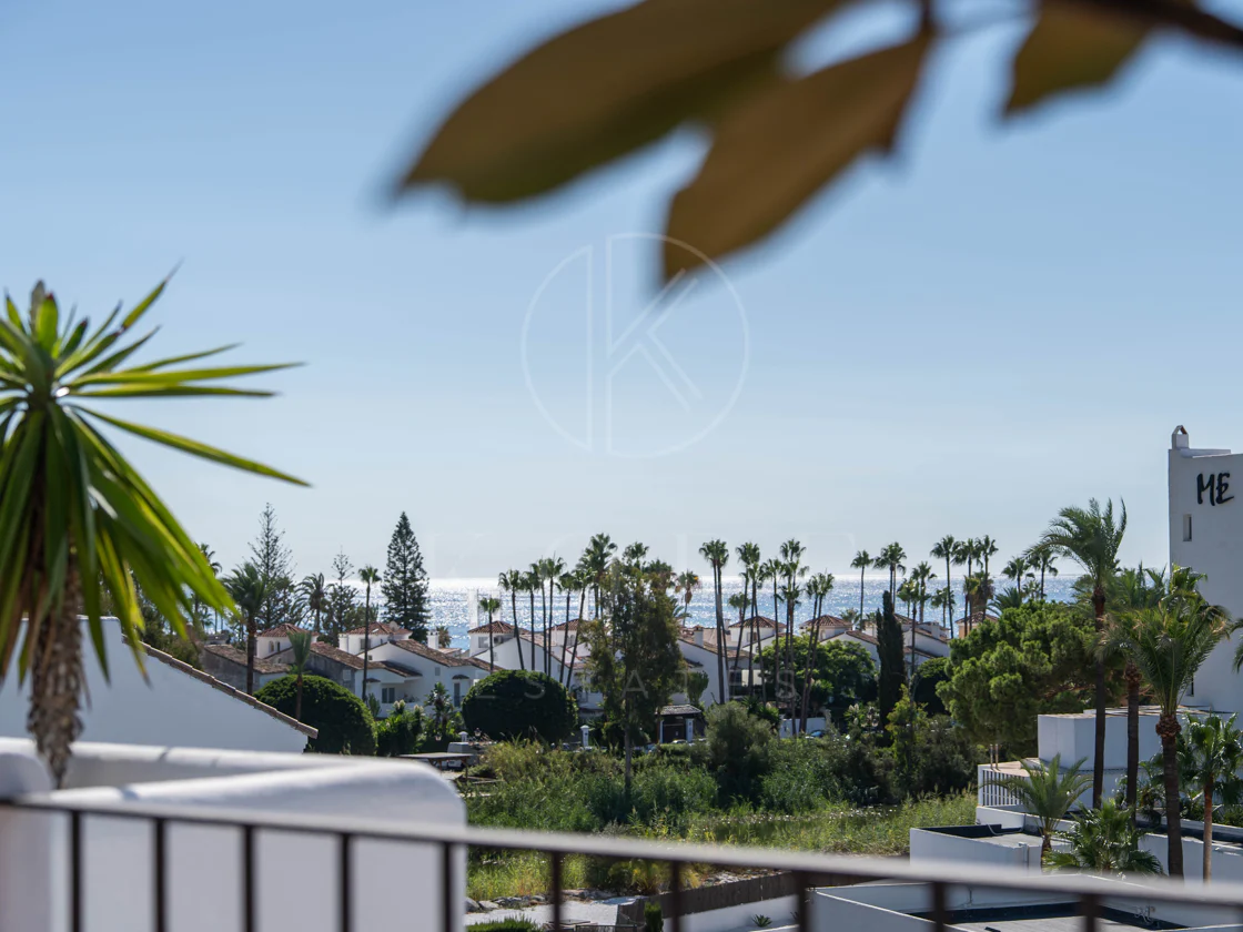 Banús 15 - Duplex Penthouse in Alcazaba Gardens, Puerto Banús