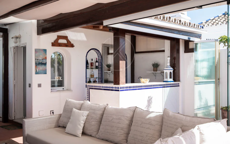 Banús 15 - Ático Dúplex en Alcazaba Gardens, Puerto Banús