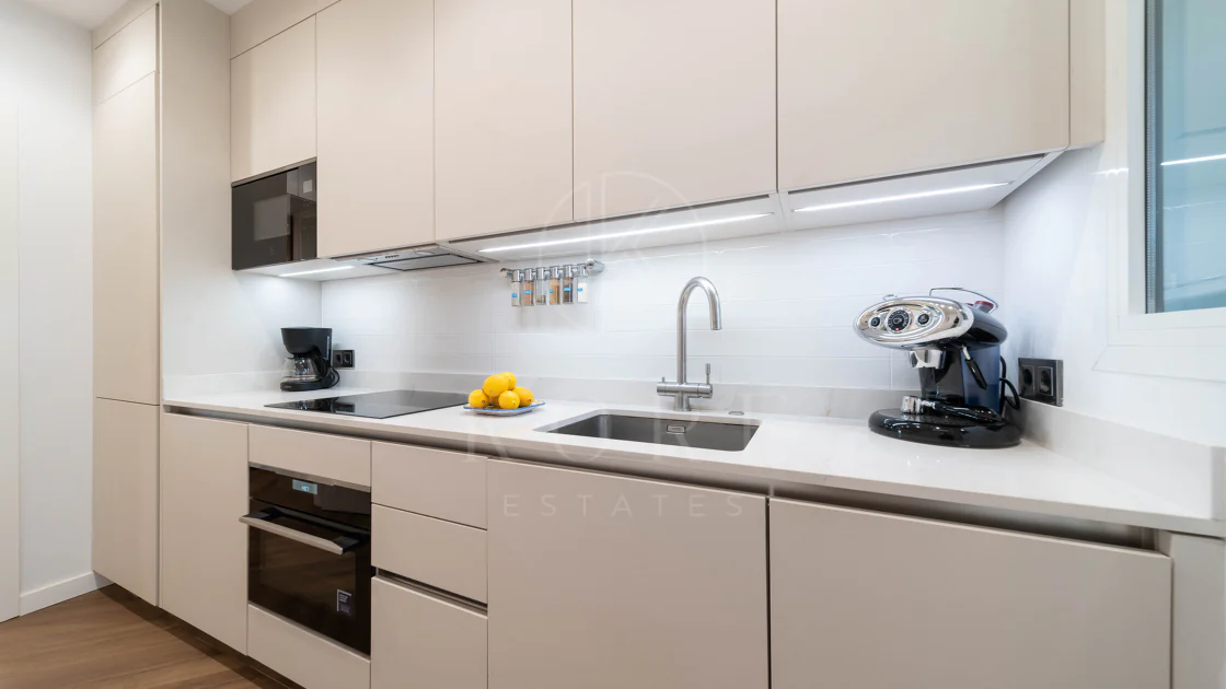 Banús 15 - Duplex Penthouse in Alcazaba Gardens, Puerto Banús