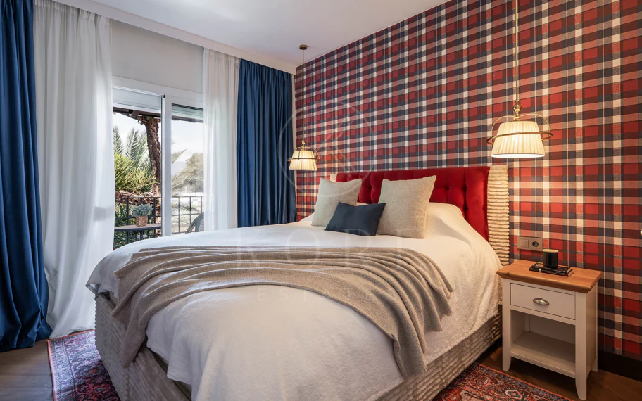 Banús 15 - Ático Dúplex en Alcazaba Gardens, Puerto Banús