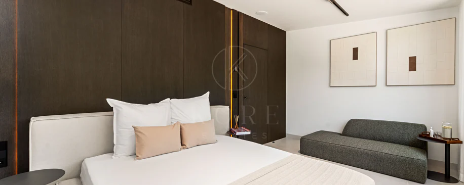 Renovated Luxury Penthouse with Panoramic Sea Views in Sierra Blanca
