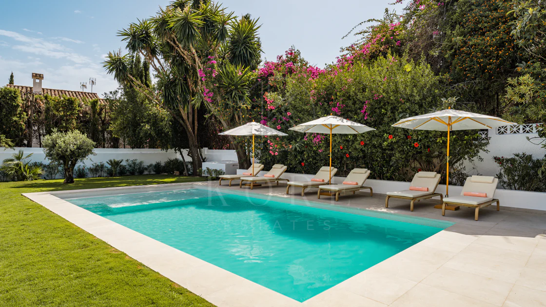 Luxury Renovated Villa with Panoramic Sea Views near Marbella’s Golden Mile