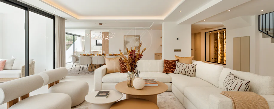Luxury Renovated Villa with Panoramic Sea Views near Marbella’s Golden Mile