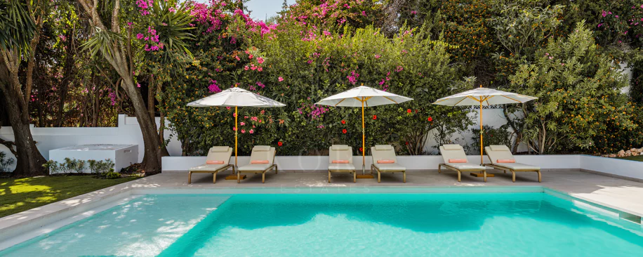 Luxury Renovated Villa with Panoramic Sea Views near Marbella’s Golden Mile
