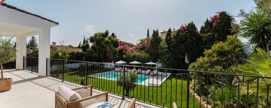 Luxury Renovated Villa with Panoramic Sea Views near Marbella’s Golden Mile
