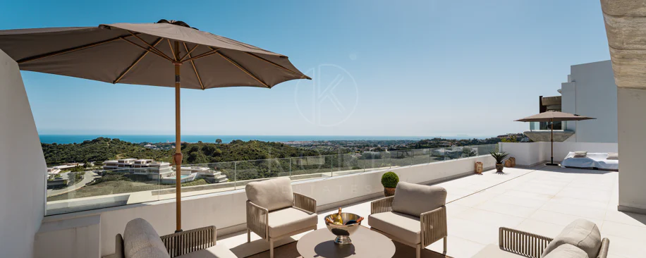 Luxury Duplex Penthouse with Panoramic Sea, Golf and Mountain Views
