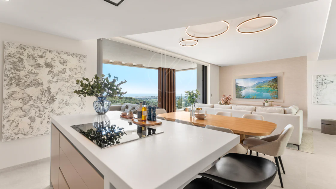 Luxury Duplex Penthouse with Panoramic Sea, Golf and Mountain Views