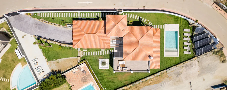 Brand-New 4-Bedroom Modern Villa with Sea Views in Estepona