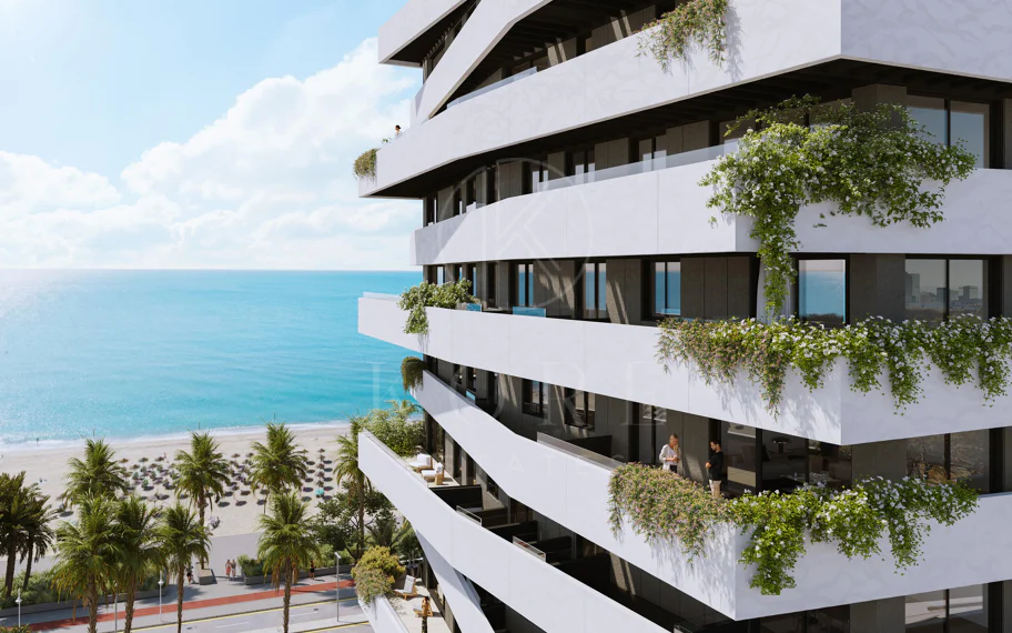 Exclusivo Apartamento Frente a la Playa con Vistas Panorámicas al Mar en Málaga