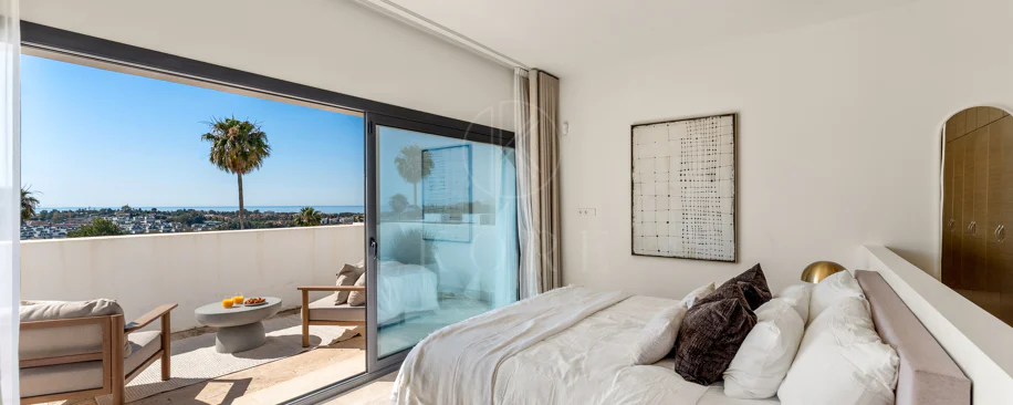 Contemporary Frontline Golf Villa with Panoramic Sea and Mountain Views