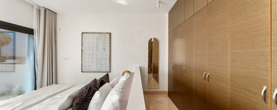 Contemporary Frontline Golf Villa with Panoramic Sea and Mountain Views