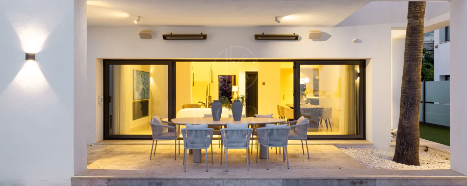 Contemporary Frontline Golf Villa with Panoramic Sea and Mountain Views