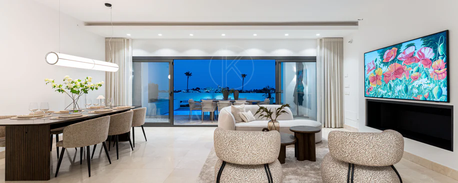 Contemporary Frontline Golf Villa with Panoramic Sea and Mountain Views