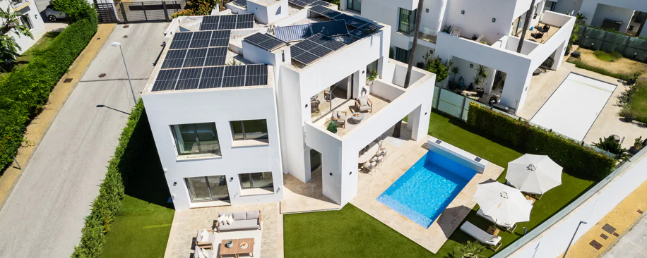 Contemporary Frontline Golf Villa with Panoramic Sea and Mountain Views