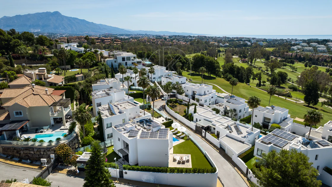 Contemporary Frontline Golf Villa with Panoramic Sea and Mountain Views