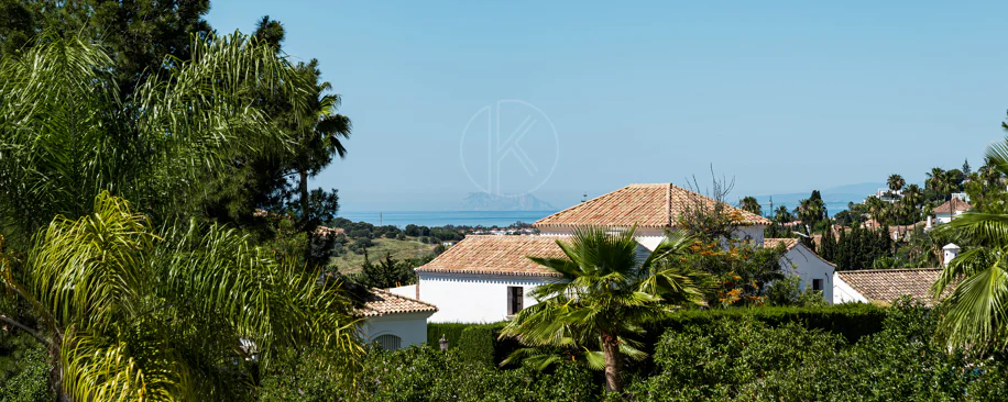 Contemporary Frontline Golf Villa with Panoramic Sea and Mountain Views