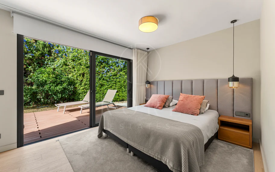 Villa de lujo contemporánea con excepcional vida al aire libre en Las Brisas