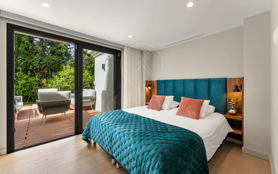 Villa de lujo contemporánea con excepcional vida al aire libre en Las Brisas