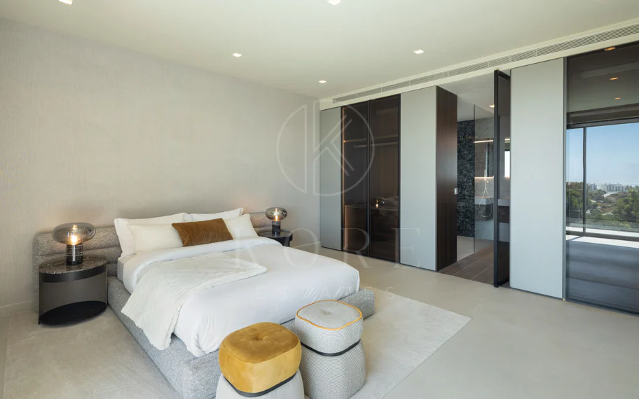 Villa de lujo contemporánea con vistas panorámicas al mar en Los Flamingos