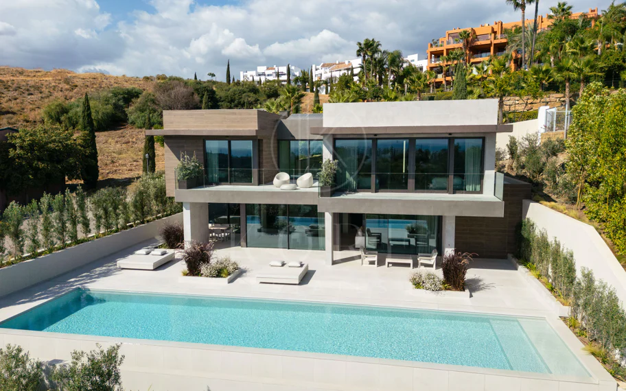 Villa de lujo contemporánea con vistas panorámicas al mar en Los Flamingos