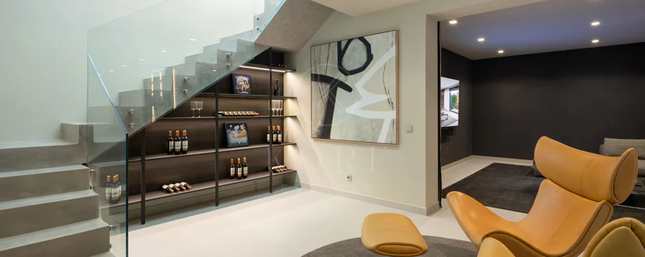 Contemporary Luxury Villa with Panoramic Sea Views in Los Flamingos