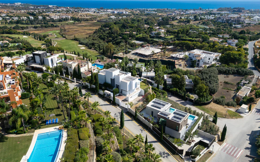 Villa de lujo contemporánea con vistas panorámicas al mar en Los Flamingos