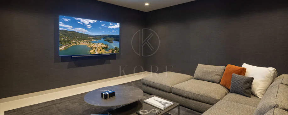 Contemporary Luxury Villa with Panoramic Sea Views in Los Flamingos