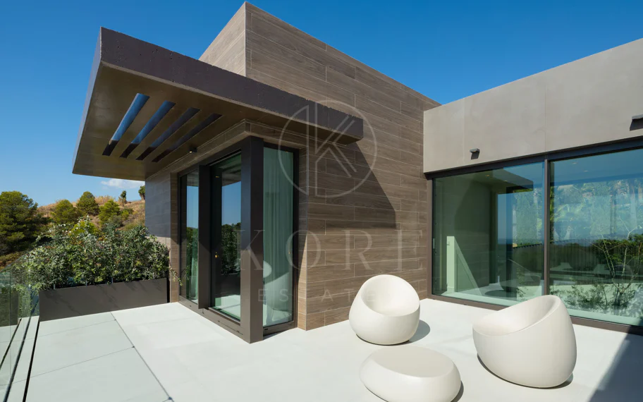 Villa de lujo contemporánea con vistas panorámicas al mar en Los Flamingos