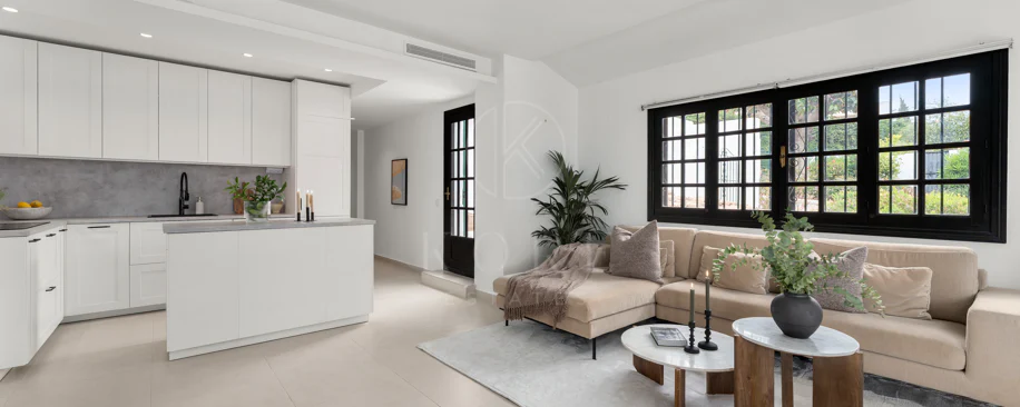 Fully Renovated Scandinavian-Style Apartment in Prime Nueva Andalucía Location