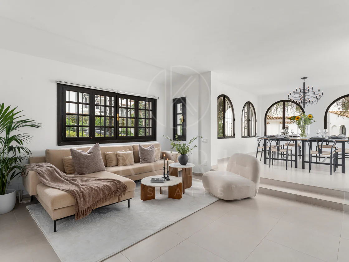 Fully Renovated Scandinavian-Style Apartment in Prime Nueva Andalucía Location