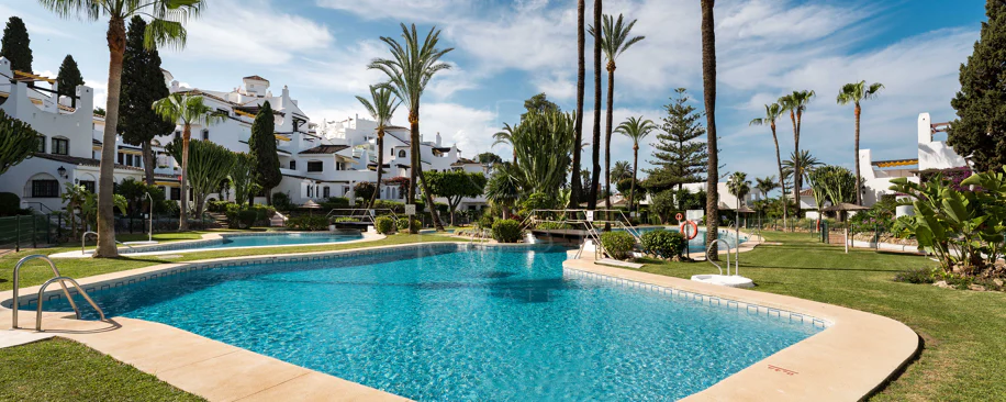 Fully Renovated Scandinavian-Style Apartment in Prime Nueva Andalucía Location