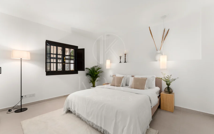 Apartamento completamente renovado de estilo escandinavo en ubicación privilegiada de Nueva Andalucía