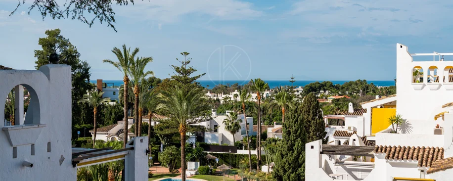 Fully Renovated Scandinavian-Style Apartment in Prime Nueva Andalucía Location