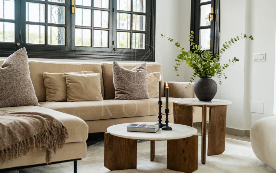 Apartamento completamente renovado de estilo escandinavo en ubicación privilegiada de Nueva Andalucía