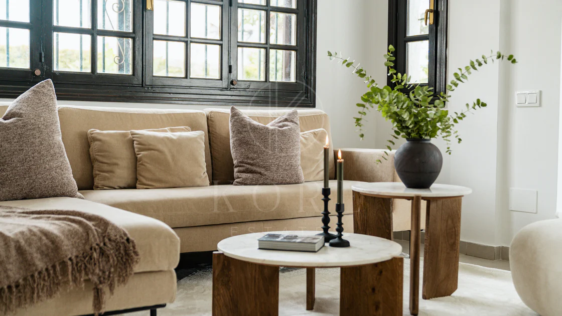 Fully Renovated Scandinavian-Style Apartment in Prime Nueva Andalucía Location