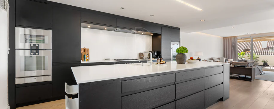 Duplex de lux cu 4 dormitoare și vedere panoramică la mare în Aloha Hill Club
