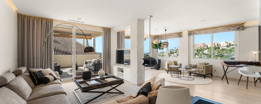 Duplex de lux cu 4 dormitoare și vedere panoramică la mare în Aloha Hill Club