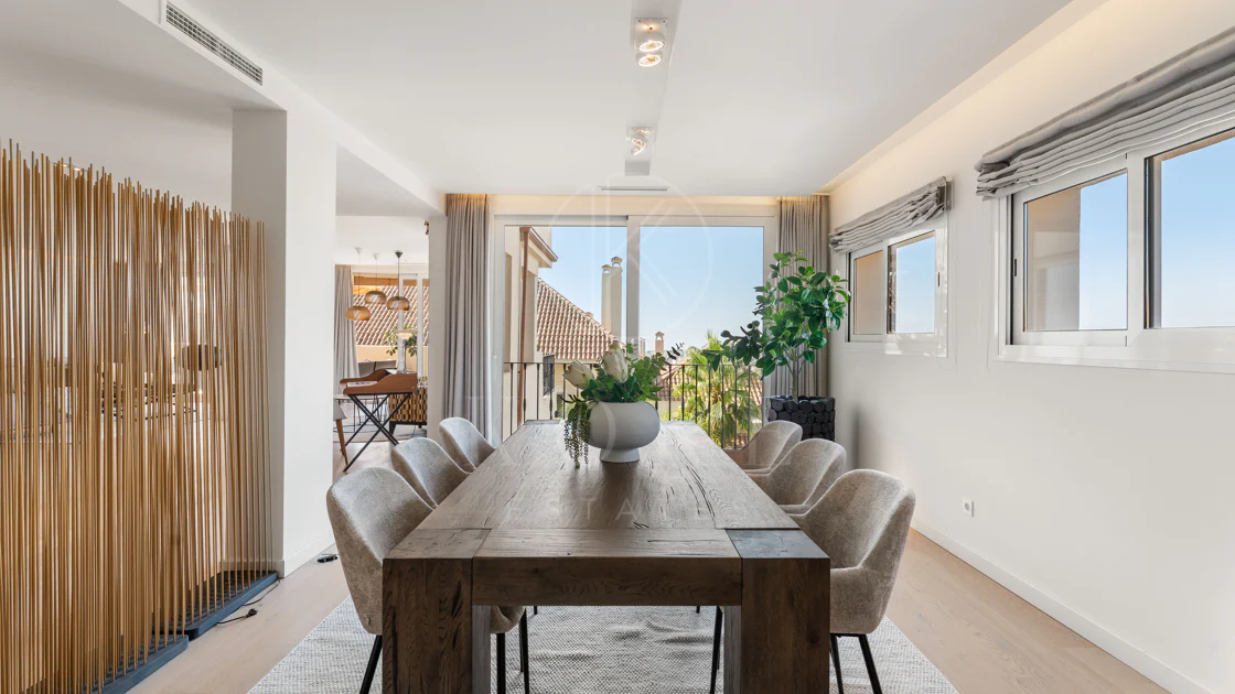 Duplex de lux cu 4 dormitoare și vedere panoramică la mare în Aloha Hill Club