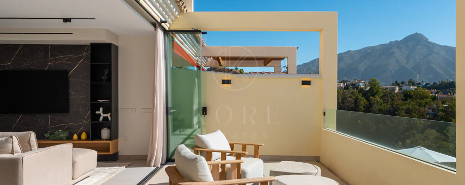 Elegant Renovated Apartment in Palacetes Los Belvederes
