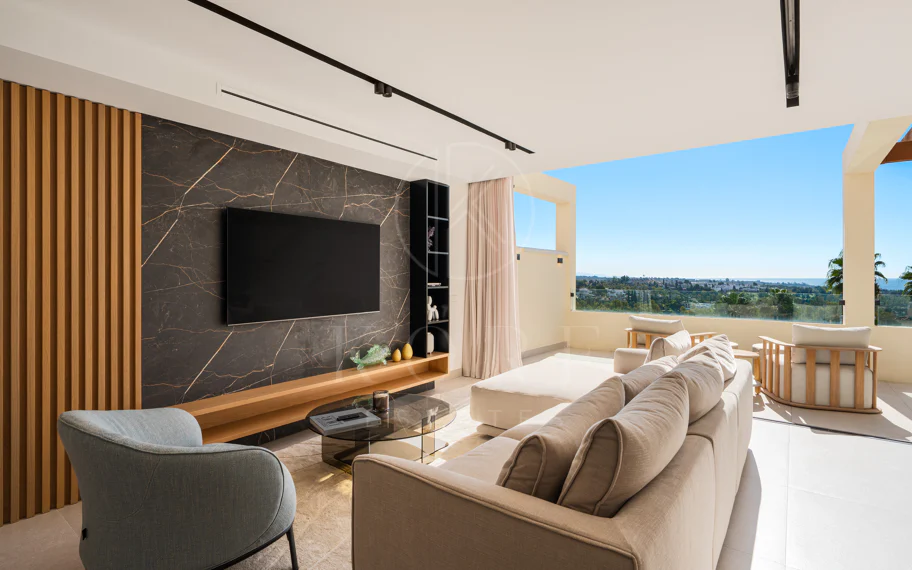 Elegante apartamento renovado en Palacetes Los Belvederes