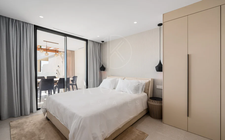 Elegante apartamento renovado en Palacetes Los Belvederes