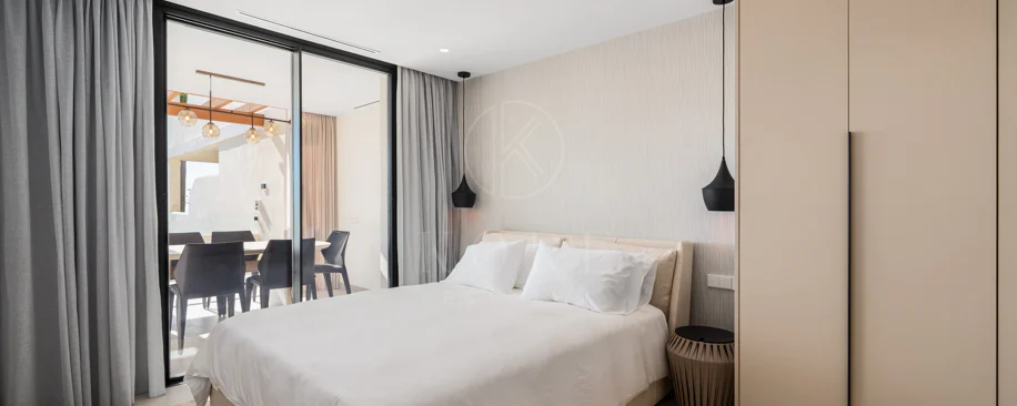 Elegant Renovated Apartment in Palacetes Los Belvederes