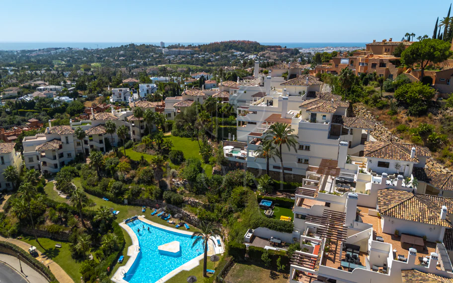 Elegante apartamento renovado en Palacetes Los Belvederes