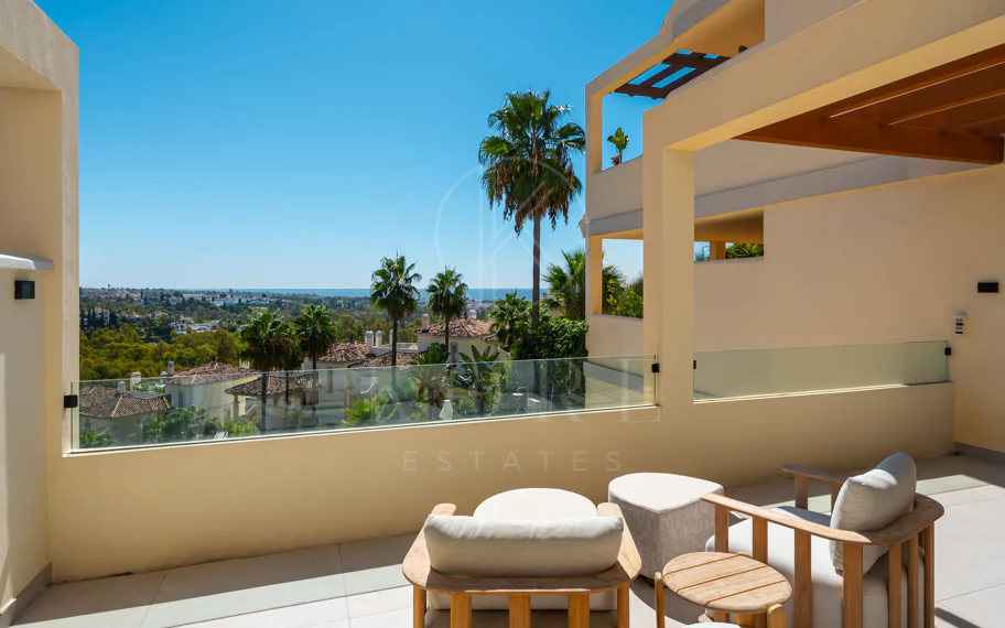 Elegante apartamento renovado en Palacetes Los Belvederes
