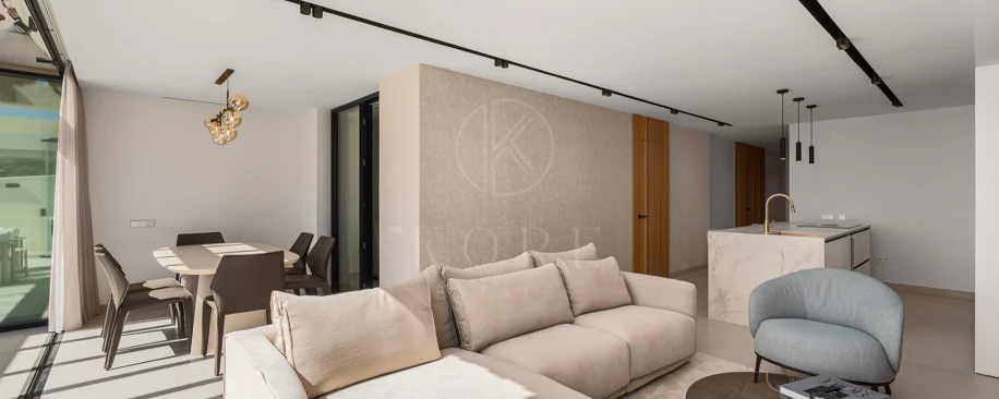 Elegant Renovated Apartment in Palacetes Los Belvederes