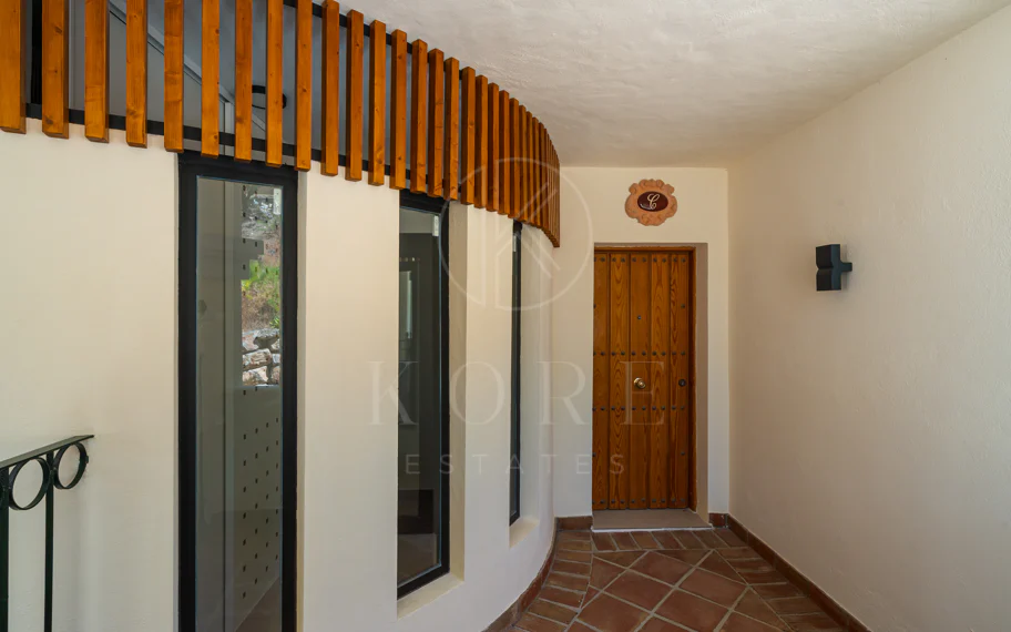 Elegante apartamento renovado en Palacetes Los Belvederes