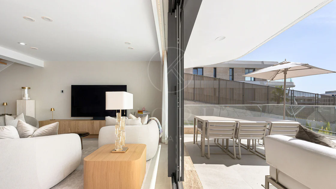 Newly Built Luxury Duplex Apartment with Sea Views in Estepona