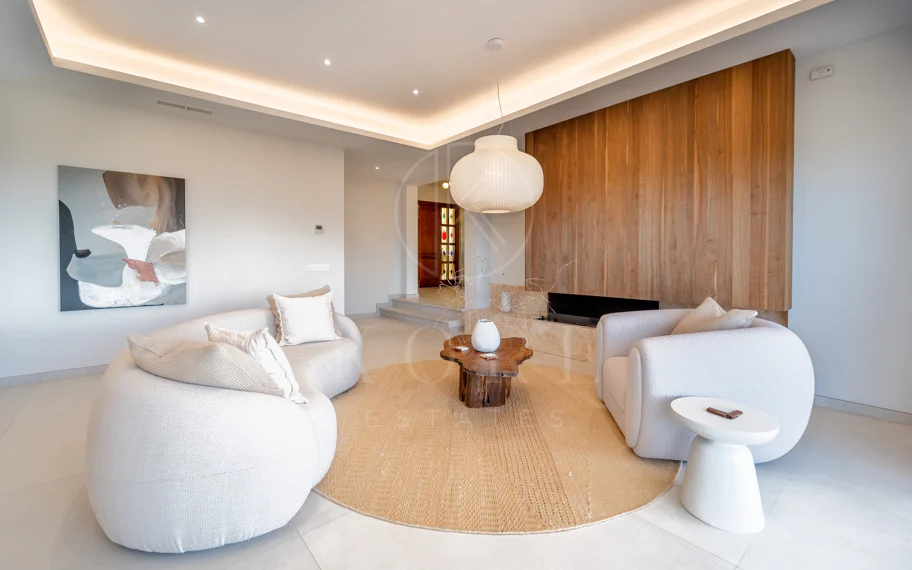 Villa en venta en El Rosario, Marbella Este