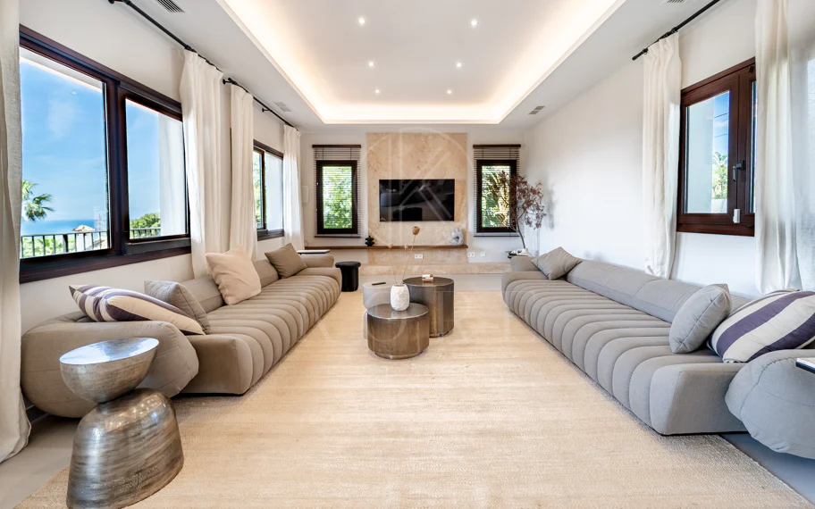Villa en venta en El Rosario, Marbella Este