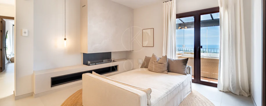 Villa for sale in El Rosario, Marbella East
